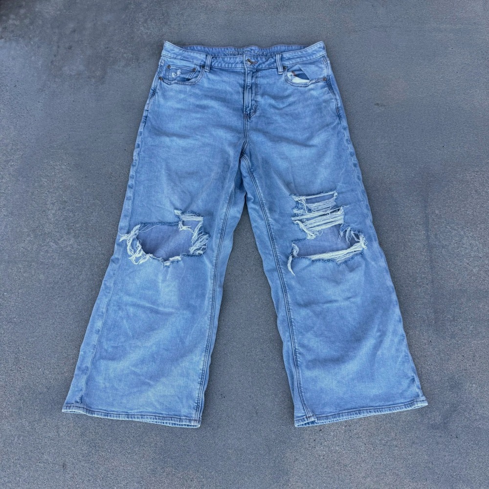 American Eagle Super High Rise Baggy Wide Leg Distressed Jeans Light Wash 14S